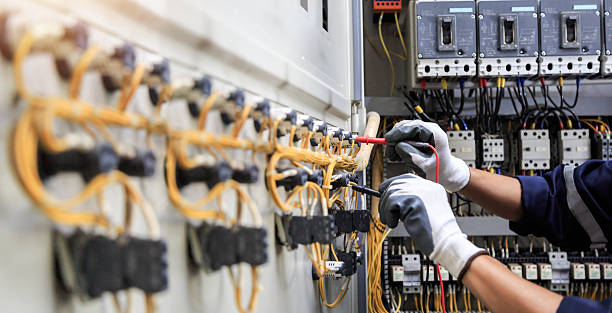 Professional Electrician technician working in Anaheim, CA
